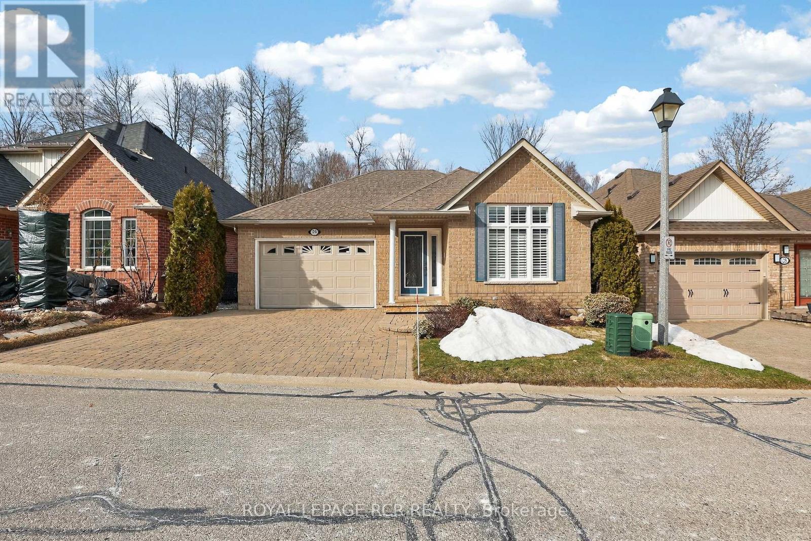 26 NAILSWORTH CRESCENT, Caledon, Ontario