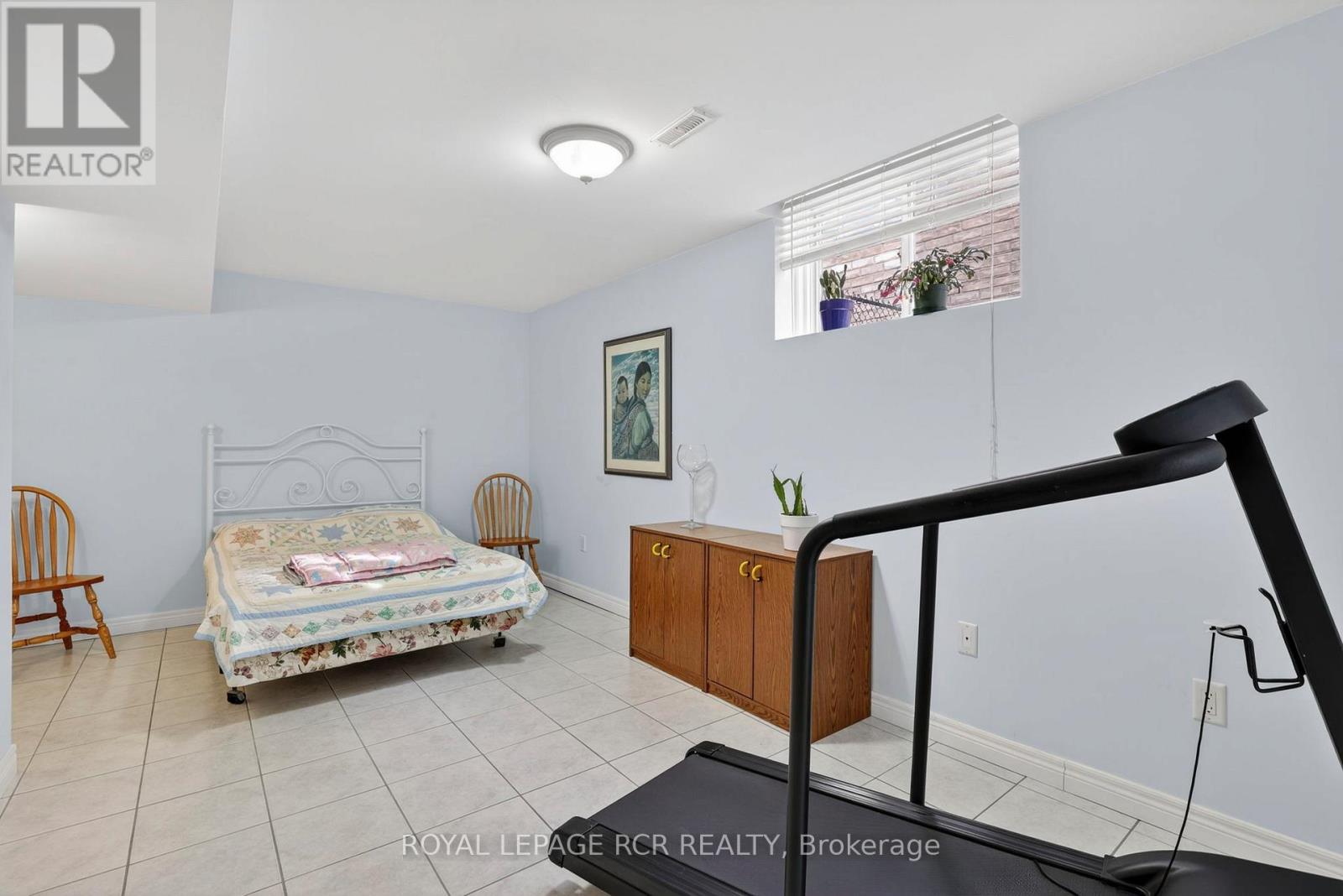 26 Nailsworth Crescent, Caledon, Ontario  L7C 1R3 - Photo 16 - W12920582