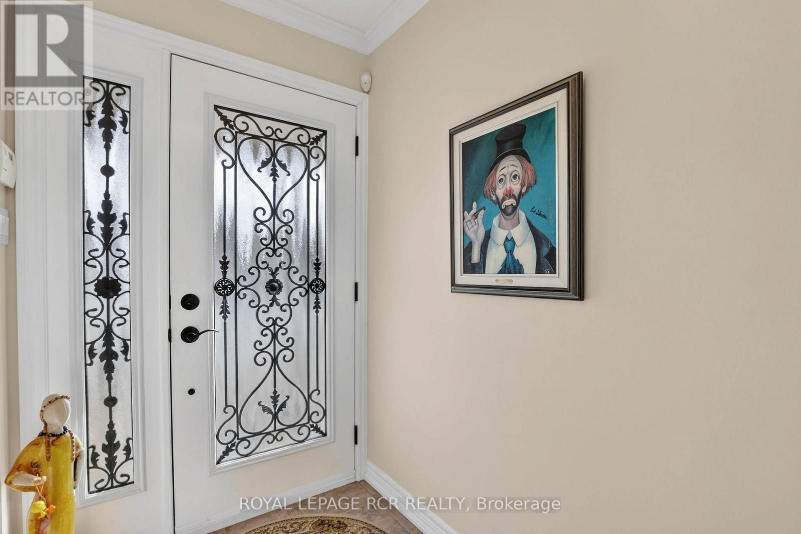 26 Nailsworth Crescent, Caledon, Ontario  L7C 1R3 - Photo 2 - W12920582