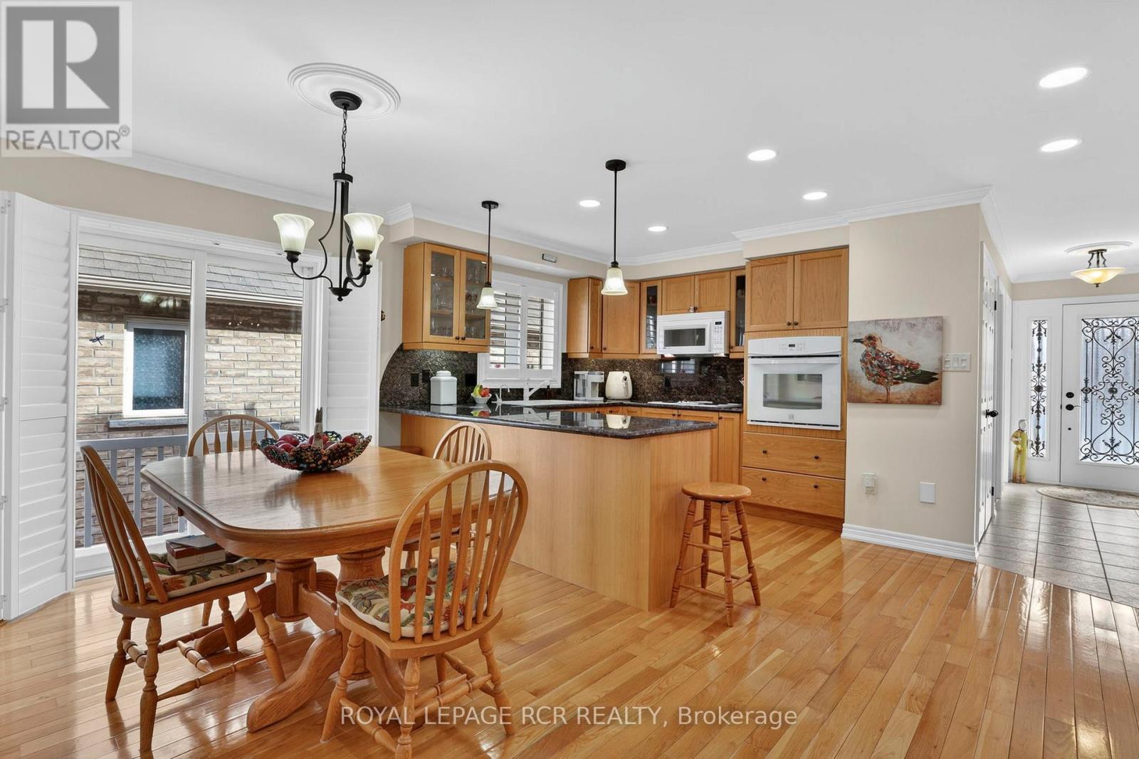 26 Nailsworth Crescent, Caledon, Ontario  L7C 1R3 - Photo 7 - W12920582