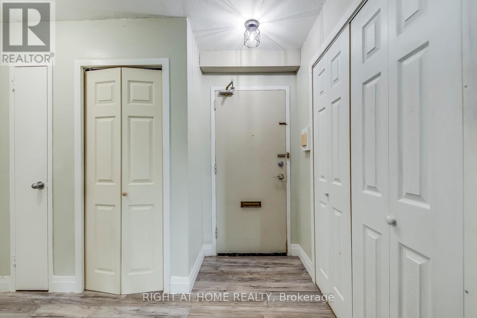 103 - 3460 Keele Street, Toronto, Ontario  M3J 1L9 - Photo 4 - W12920598