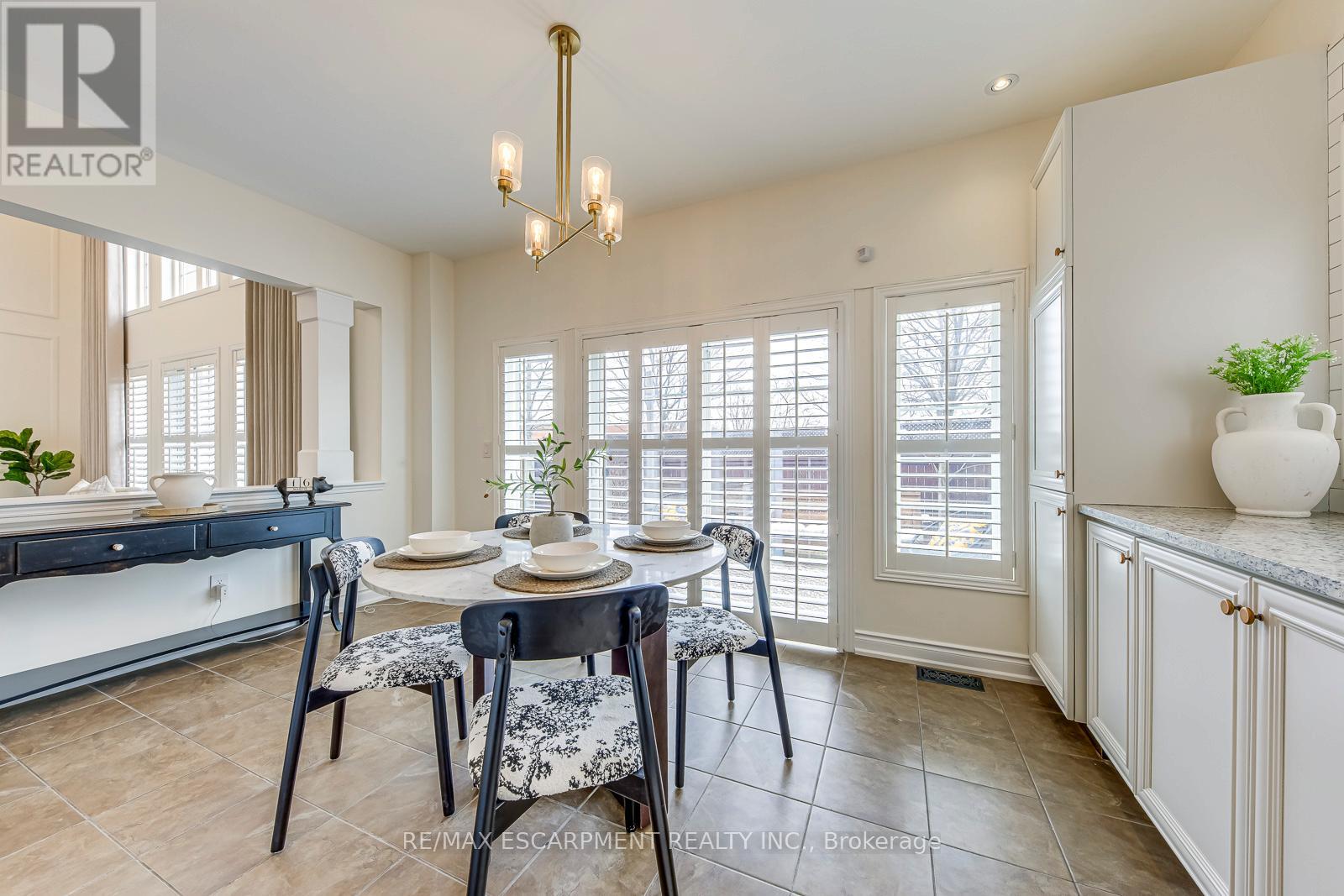 4200 Fuller Crescent, Burlington, Ontario  L7M 0M5 - Photo 14 - W12920604