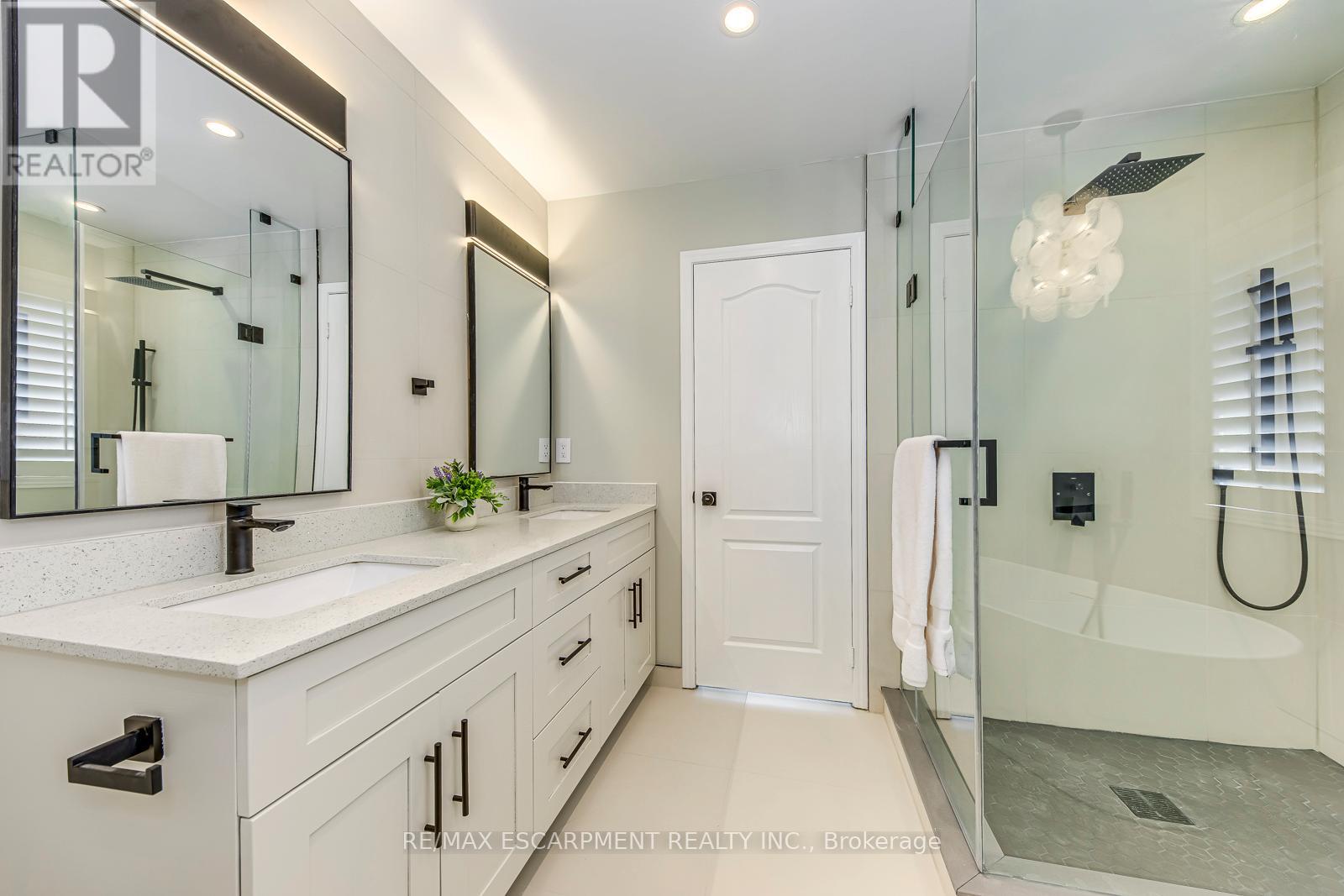 4200 Fuller Crescent, Burlington, Ontario  L7M 0M5 - Photo 23 - W12920604