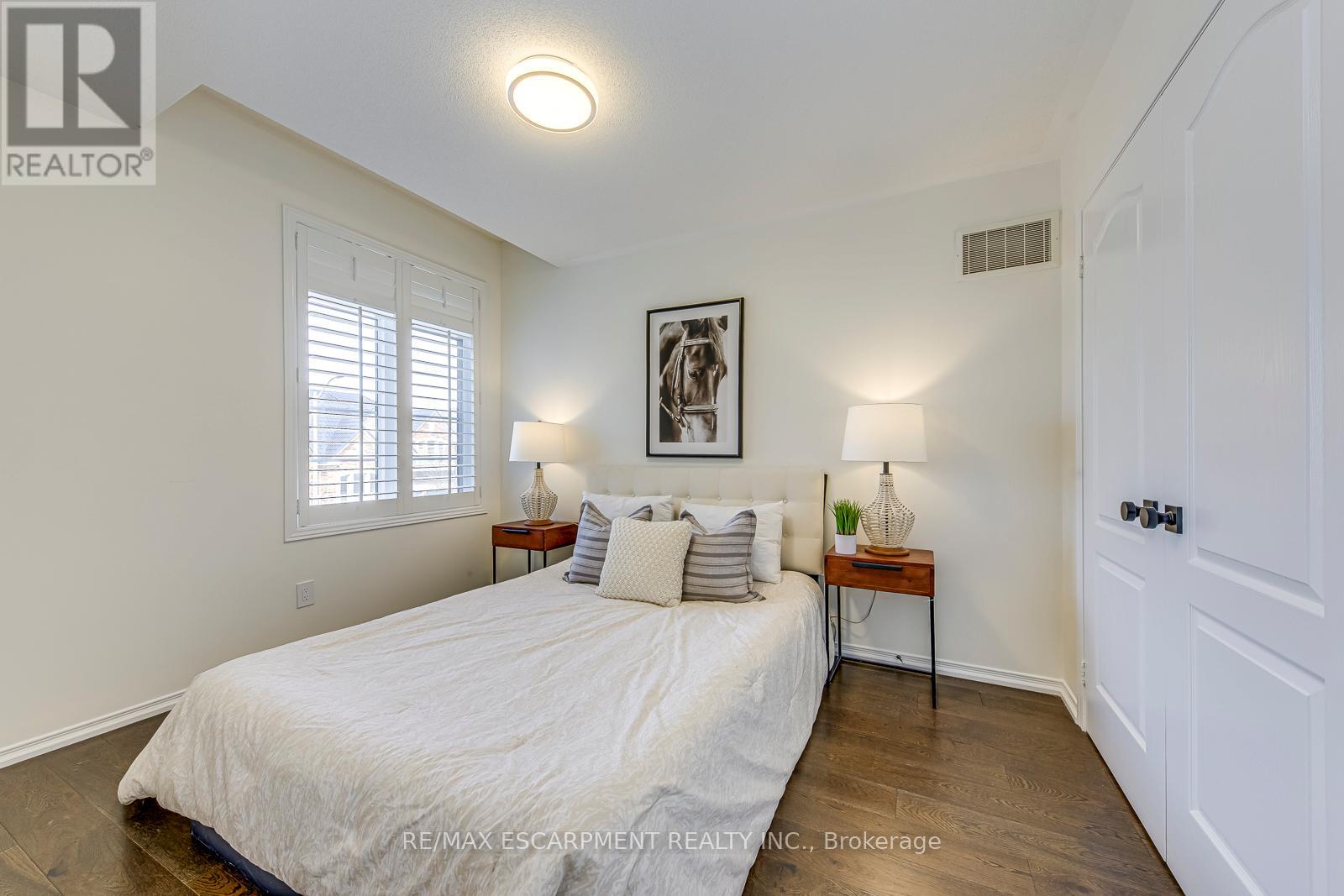 4200 Fuller Crescent, Burlington, Ontario  L7M 0M5 - Photo 28 - W12920604