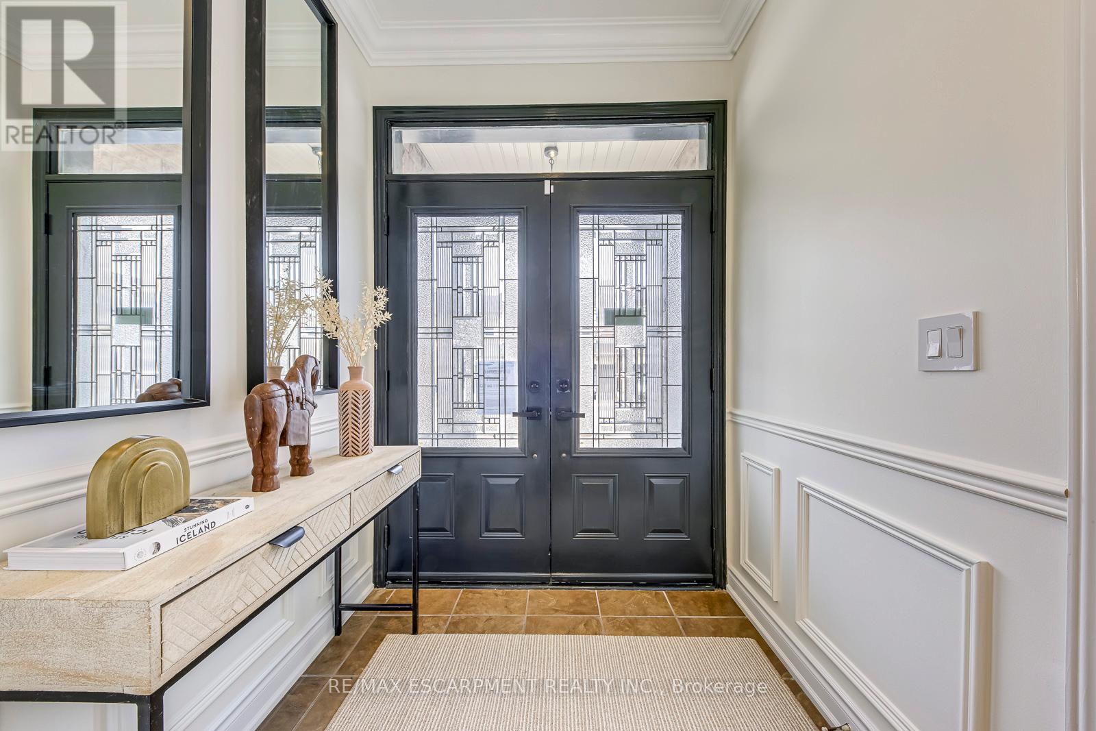 4200 Fuller Crescent, Burlington, Ontario  L7M 0M5 - Photo 3 - W12920604