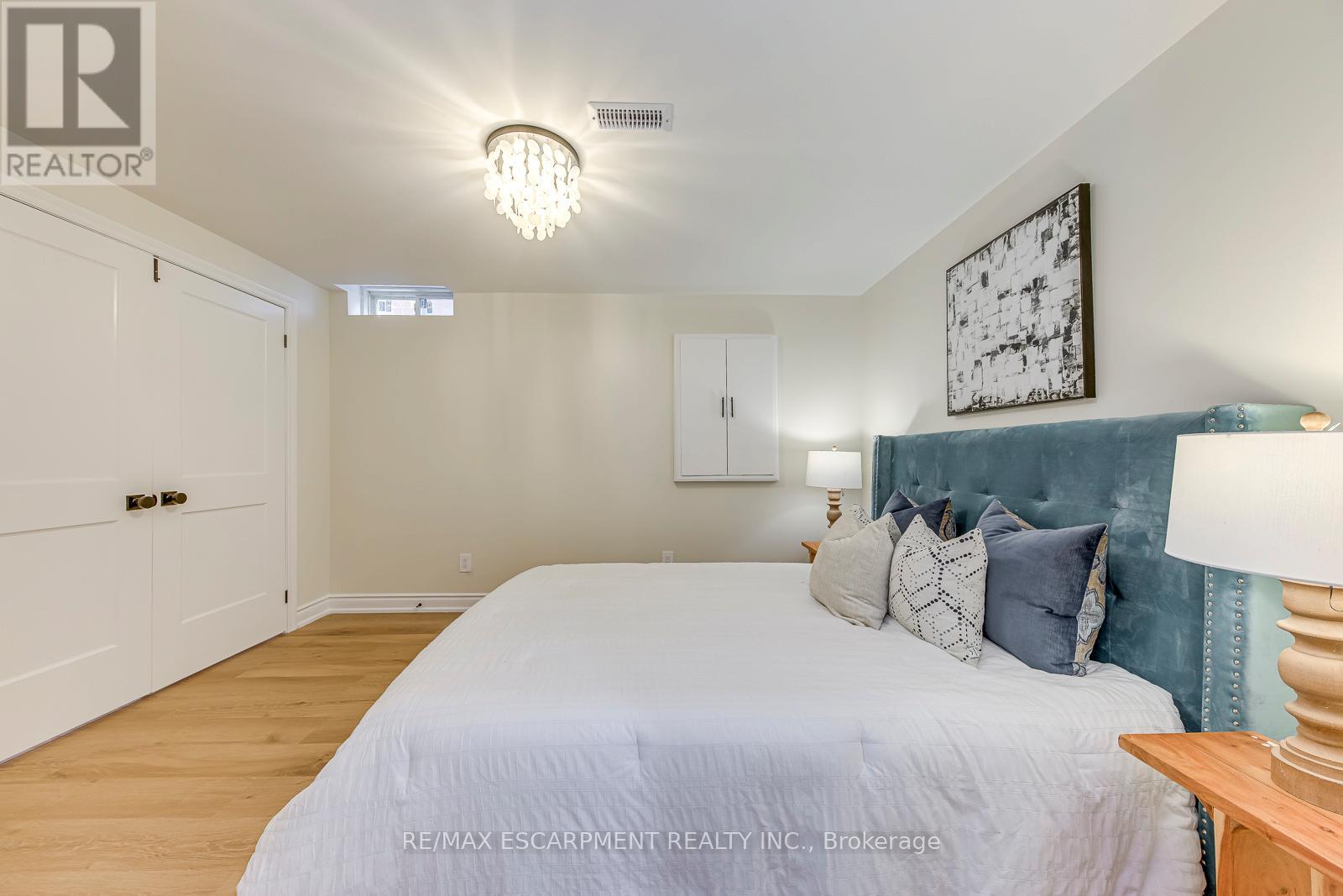 4200 Fuller Crescent, Burlington, Ontario  L7M 0M5 - Photo 35 - W12920604