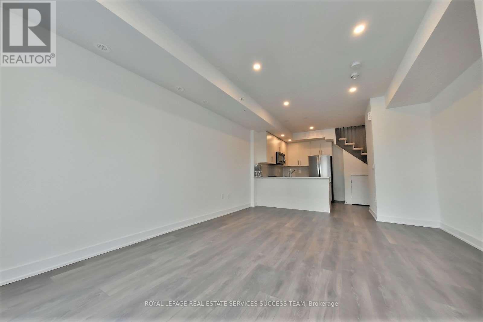 24 - 3473 Widdicombe Way, Mississauga, Ontario  L5L 0B8 - Photo 5 - W12920620