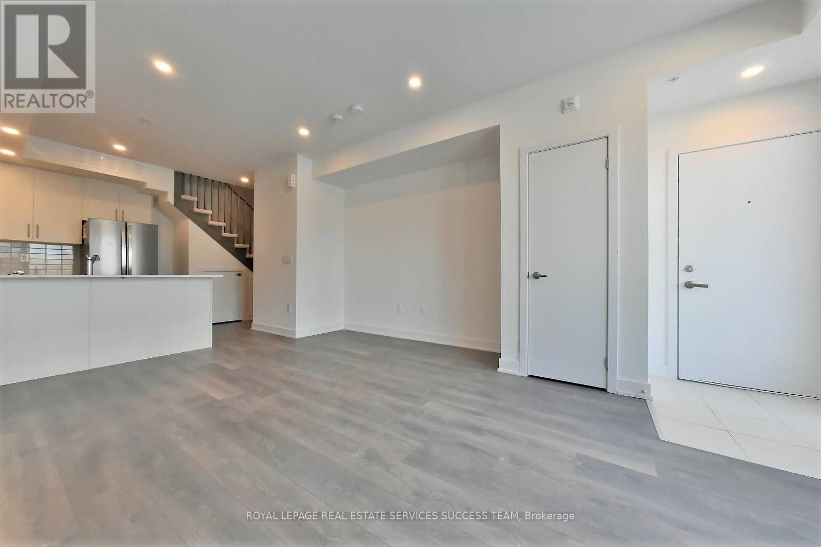 24 - 3473 Widdicombe Way, Mississauga, Ontario  L5L 0B8 - Photo 7 - W12920620