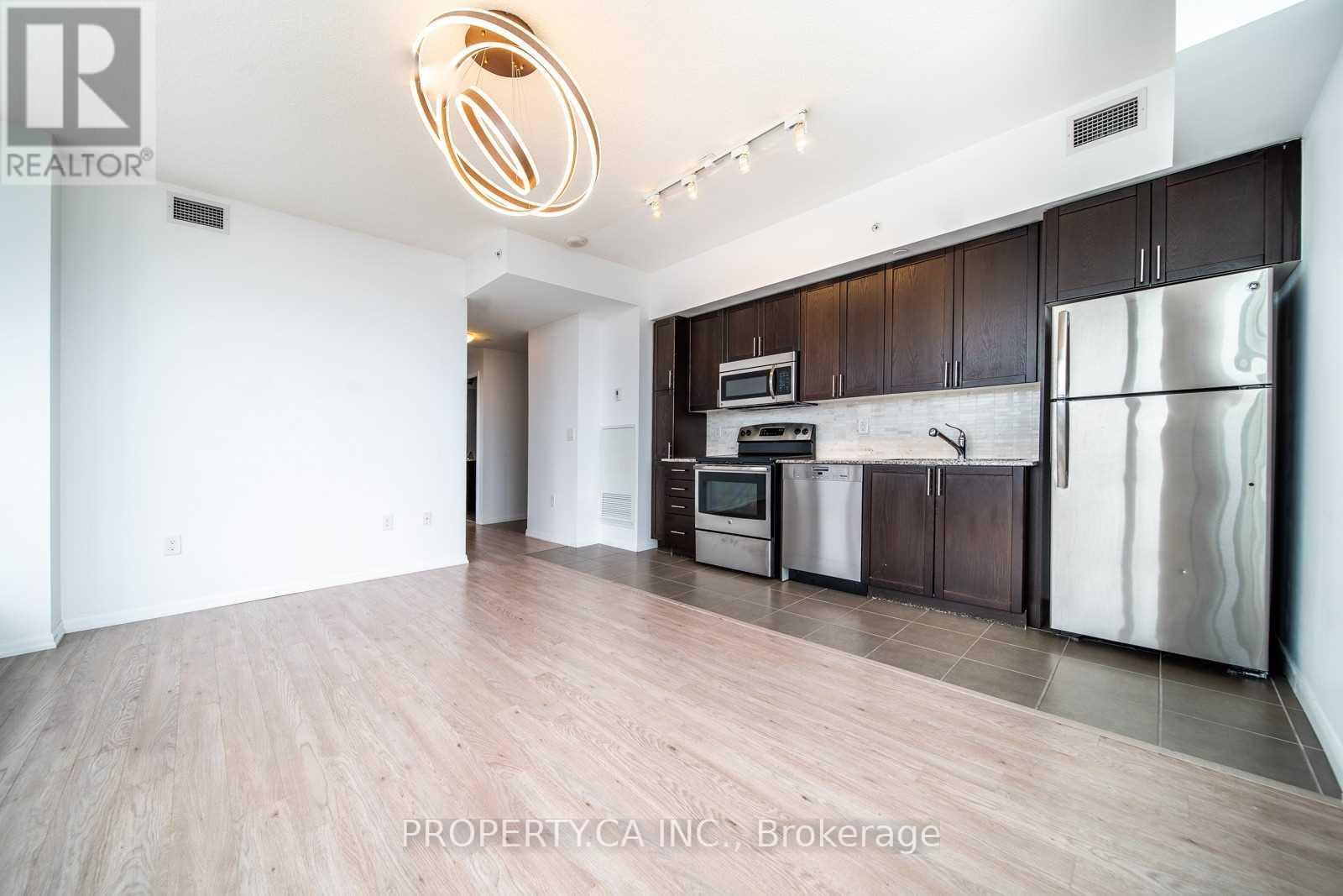 2802 - 830 Lawrence Avenue W, Toronto, Ontario  M6A 1C3 - Photo 16 - W12920634