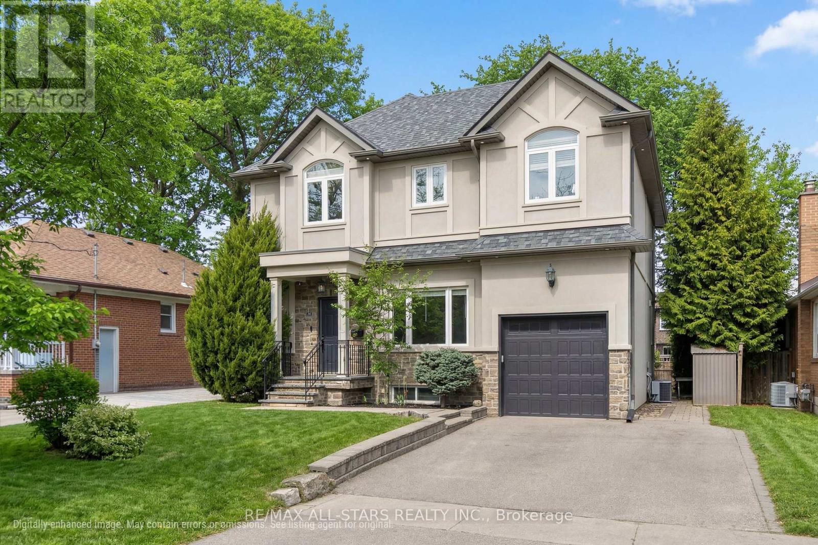 36 ATHOL AVENUE, Toronto, Ontario