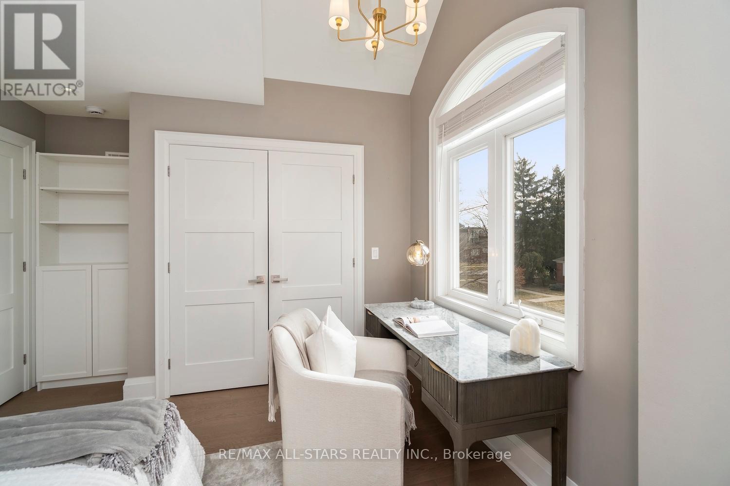 36 Athol Avenue, Toronto, Ontario  M8Z 2A4 - Photo 26 - W12920638