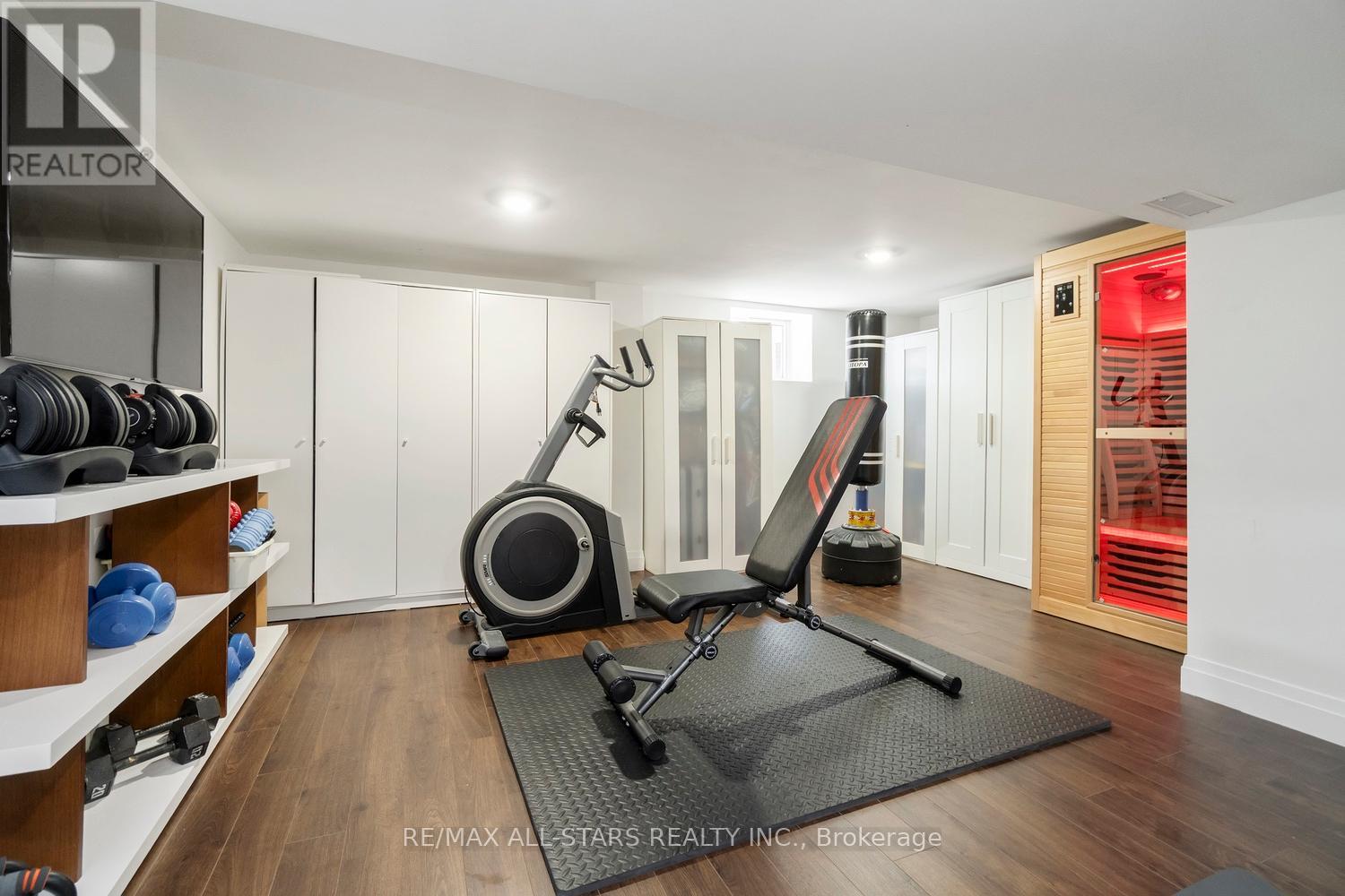 36 Athol Avenue, Toronto, Ontario  M8Z 2A4 - Photo 38 - W12920638