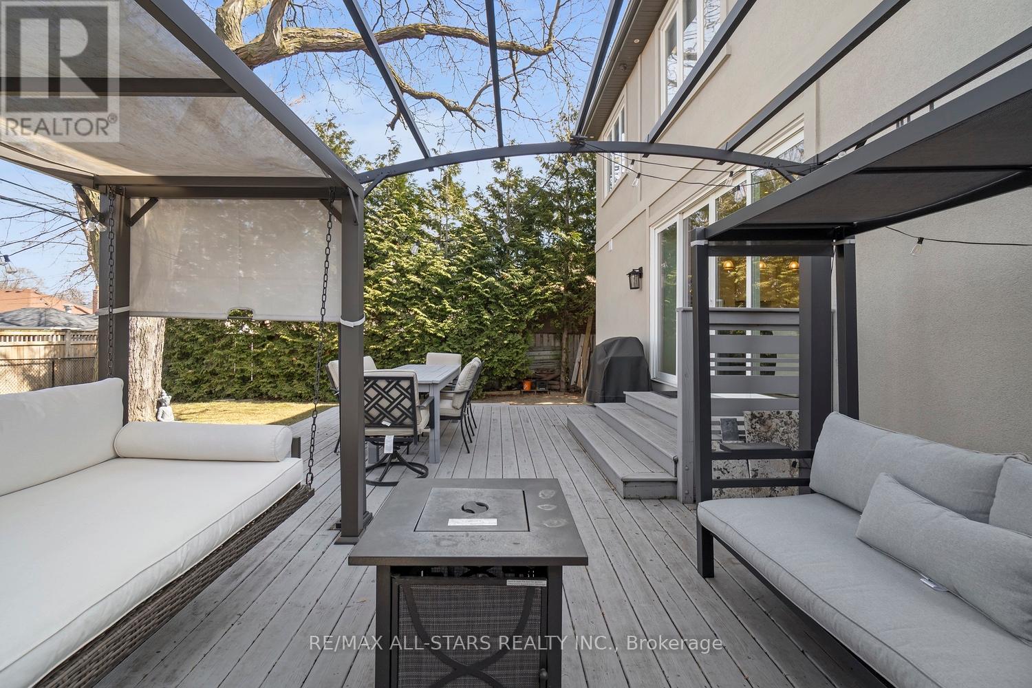 36 Athol Avenue, Toronto, Ontario  M8Z 2A4 - Photo 47 - W12920638