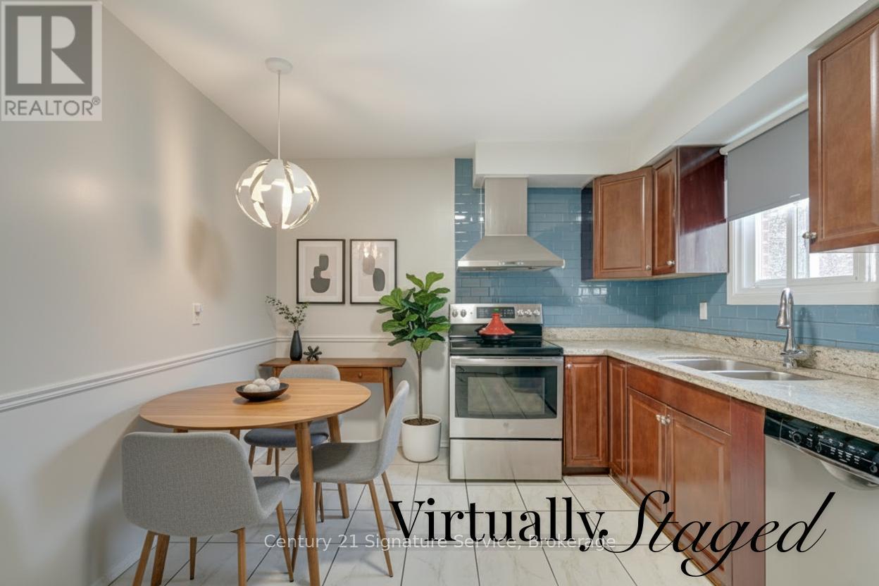 45 - 3175 Kirwin Avenue, Mississauga, Ontario  L5A 3M4 - Photo 15 - W12920656