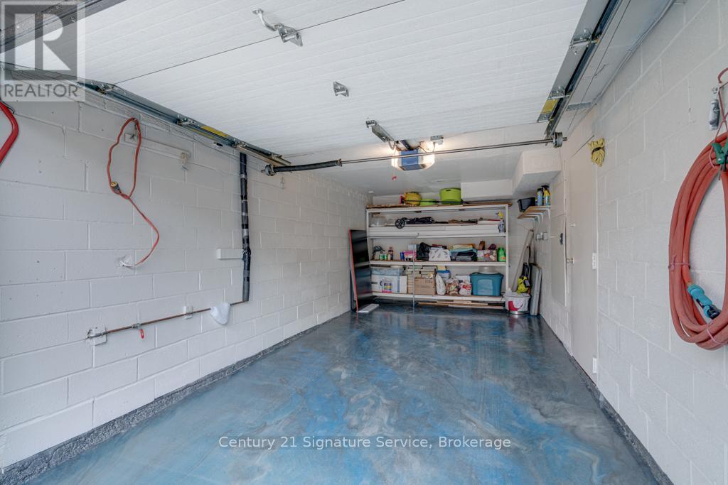 45 - 3175 Kirwin Avenue, Mississauga, Ontario  L5A 3M4 - Photo 32 - W12920656