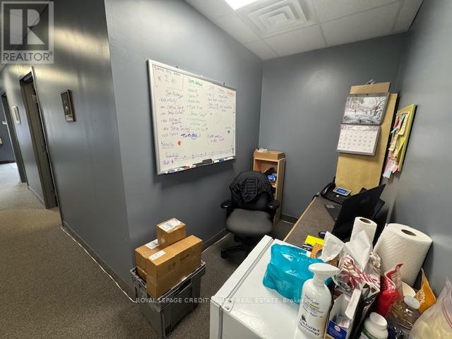 9 - 330 Guelph Street, Halton Hills, Ontario  L7G 4B5 - Photo 11 - W12920658