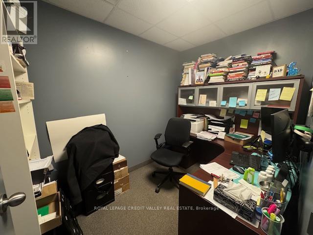 9 - 330 Guelph Street, Halton Hills, Ontario  L7G 4B5 - Photo 13 - W12920658