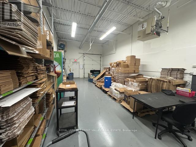 9 - 330 Guelph Street, Halton Hills, Ontario  L7G 4B5 - Photo 21 - W12920658