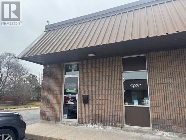 9 - 330 Guelph Street, Halton Hills, Ontario  L7G 4B5 - Photo 5 - W12920658