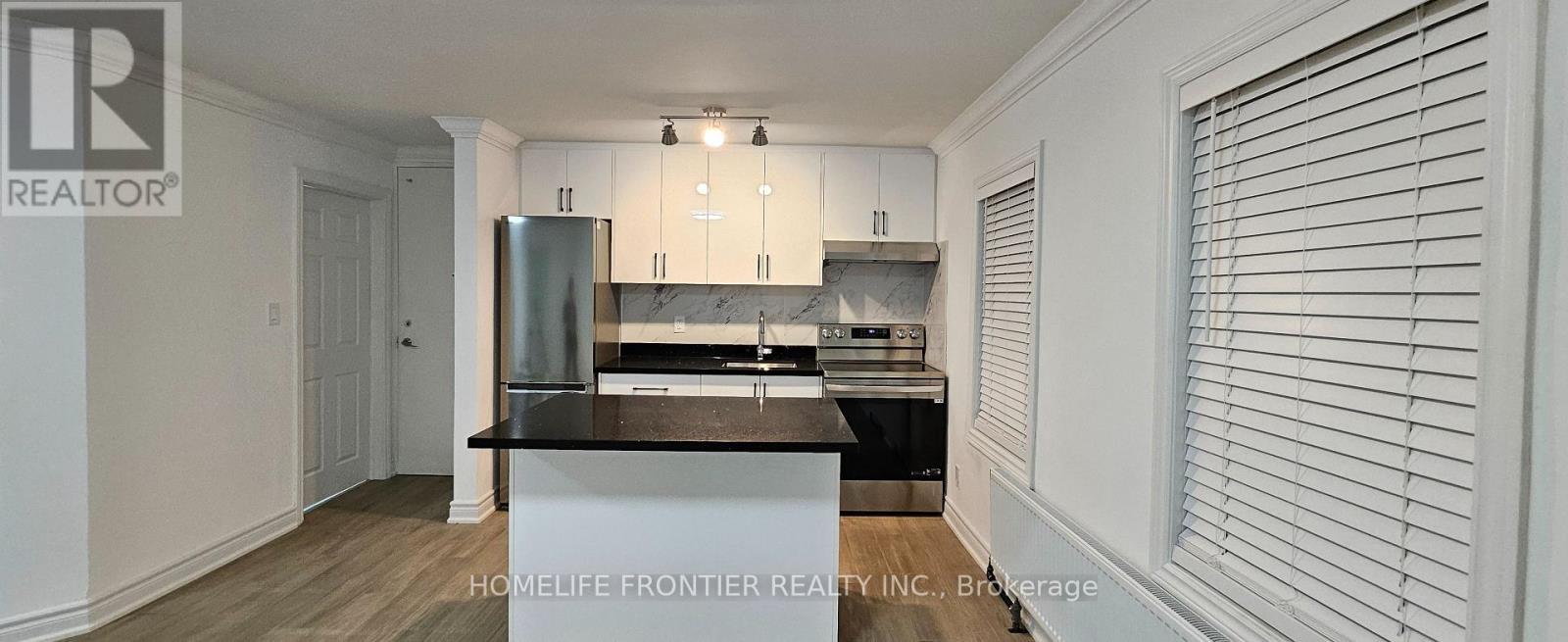 201 - 2685 EGLINTON AVENUE W, Toronto, Ontario