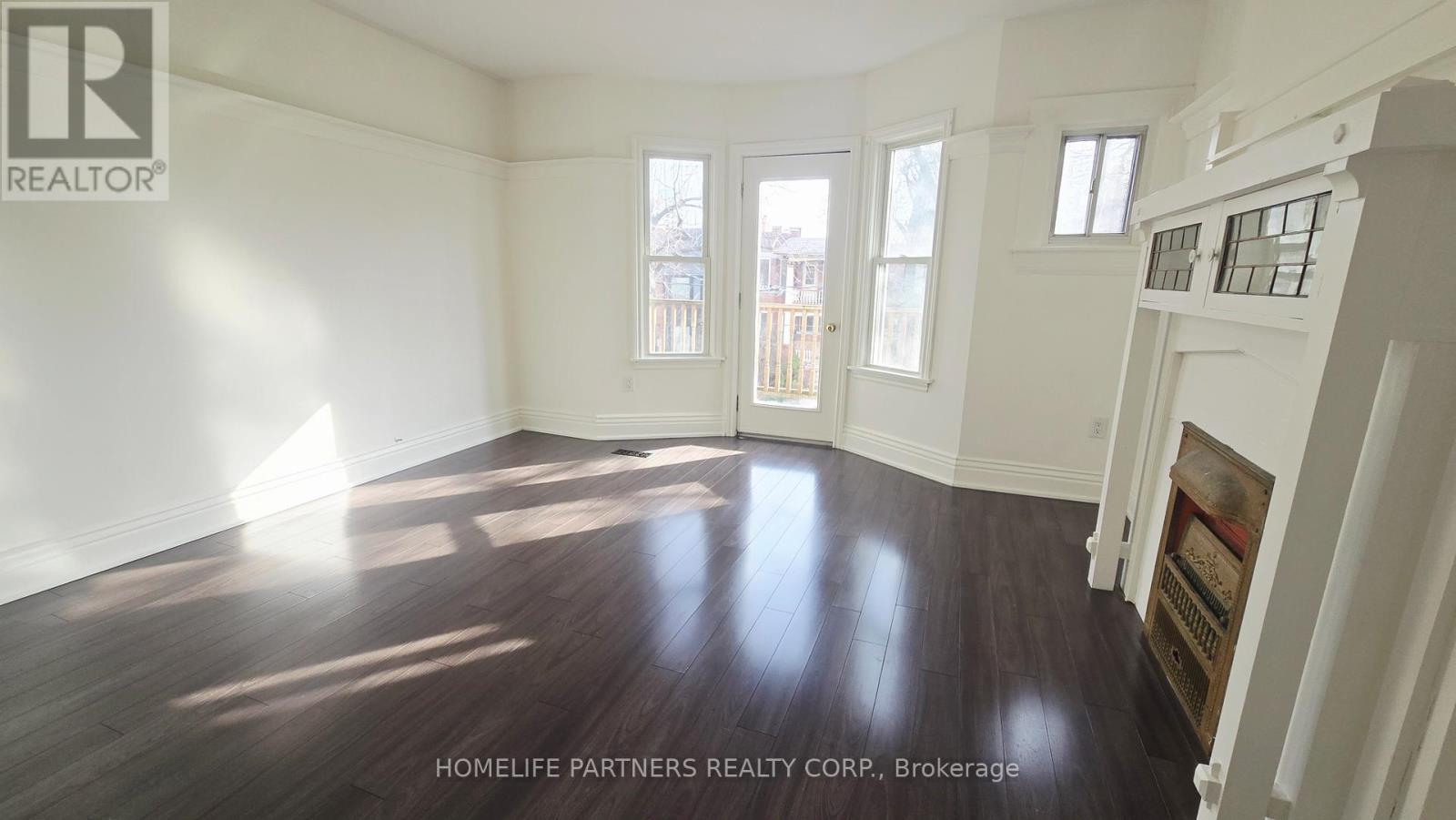 86 Macdonell Avenue, Toronto, Ontario  M6R 2A2 - Photo 3 - W12920692