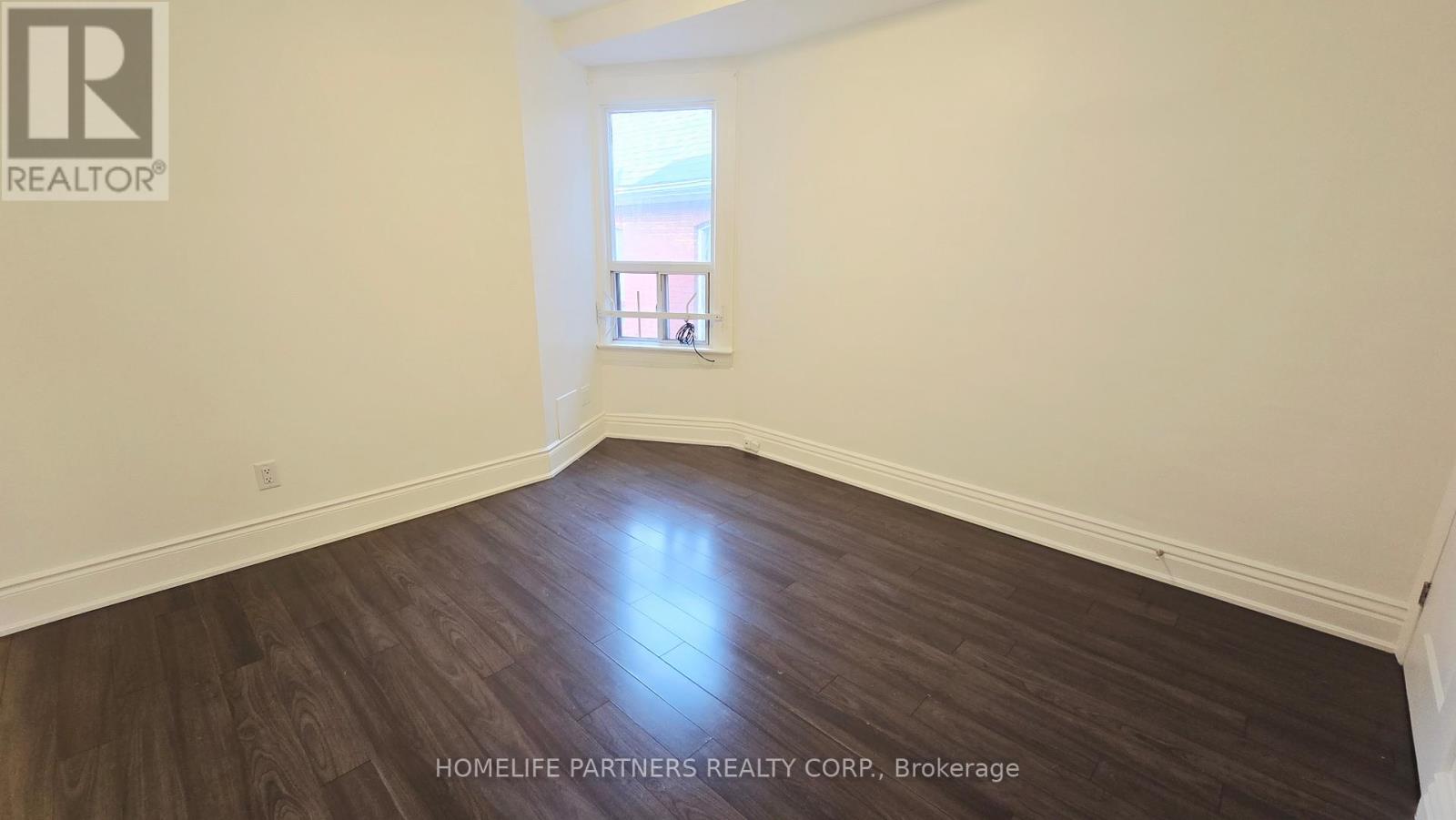 86 Macdonell Avenue, Toronto, Ontario  M6R 2A2 - Photo 4 - W12920692