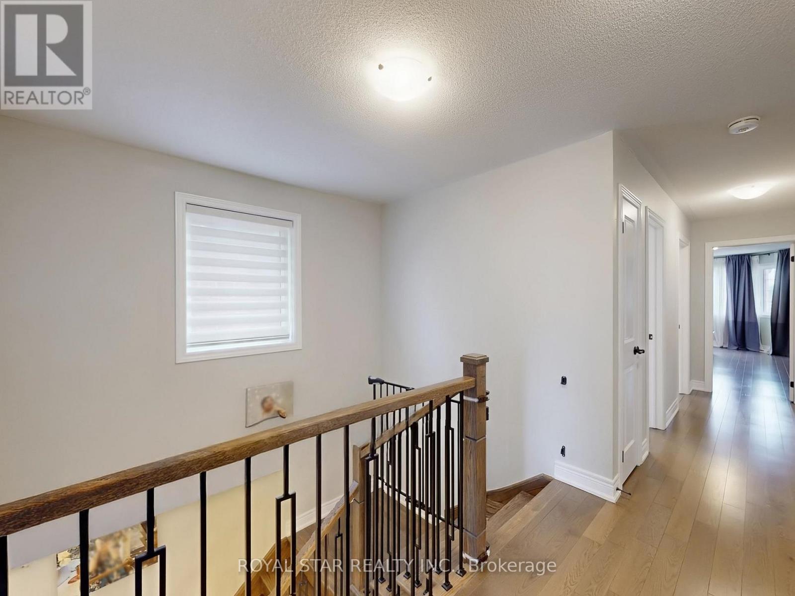 20 Walworth Street, Halton Hills, Ontario  L7G 0N5 - Photo 18 - W12920698