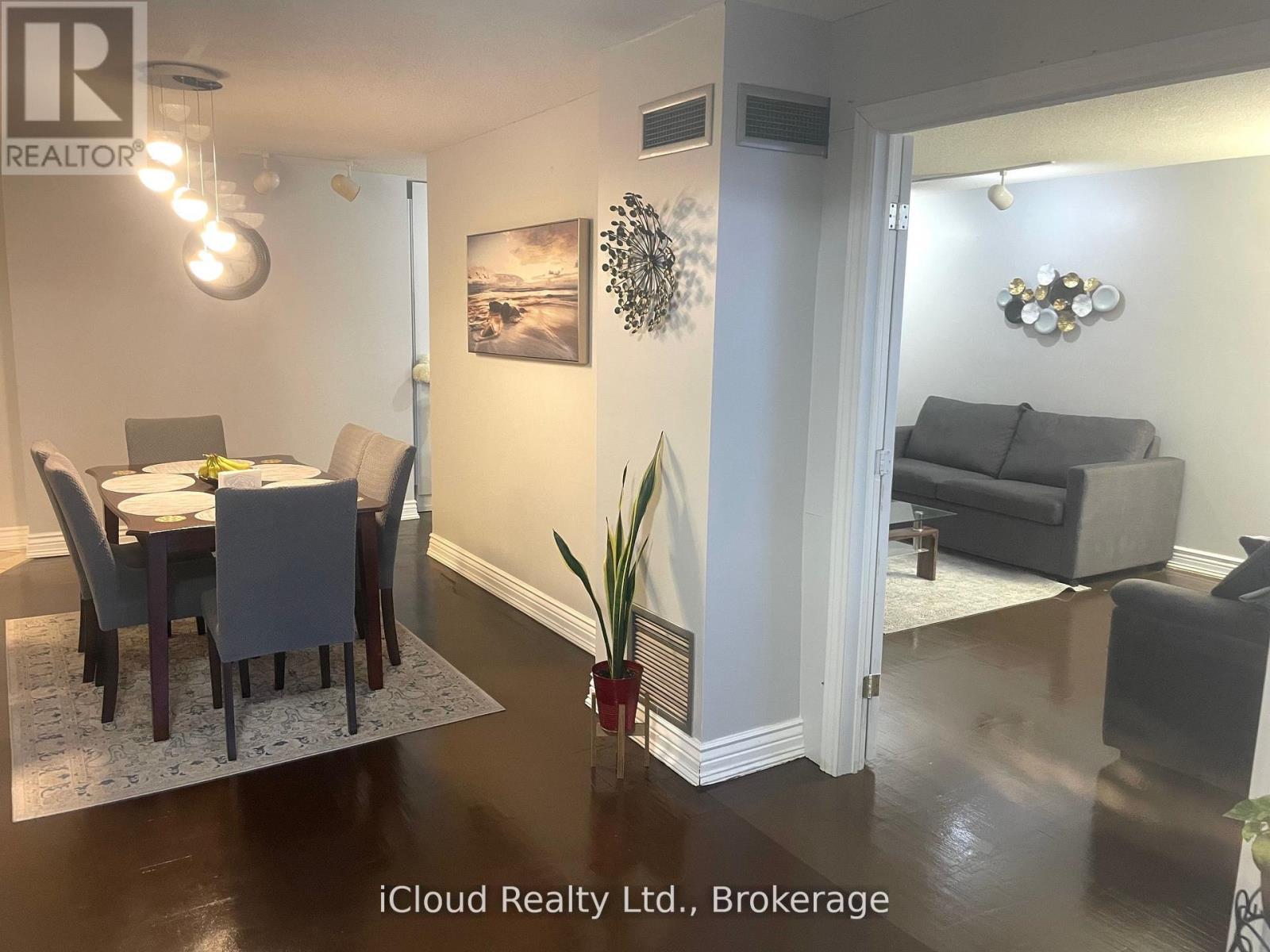 3208 - 3650 Kaneff Crescent, Mississauga, Ontario  L5A 4A1 - Photo 10 - W12920706