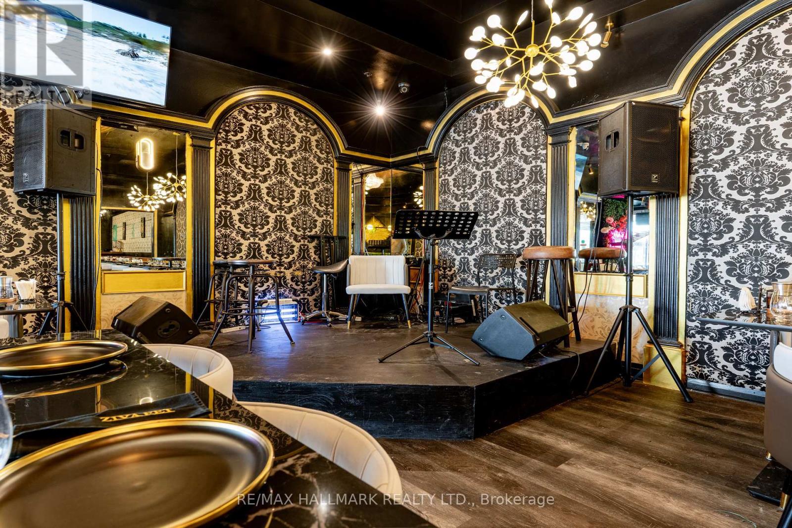 7a - 1027 Finch Avenue W, Toronto, Ontario  M3J 2C7 - Photo 9 - W12920726