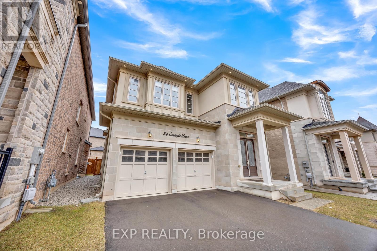 34 CARNEGIE DRIVE, Oakville, Ontario