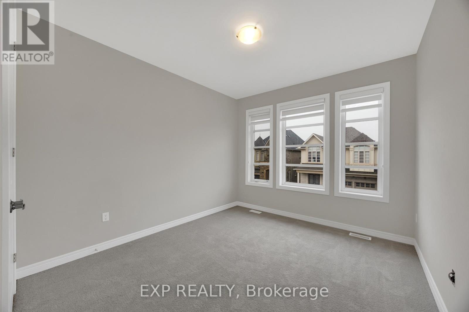 34 Carnegie Drive, Oakville, Ontario  L6H 0V8 - Photo 22 - W12920732