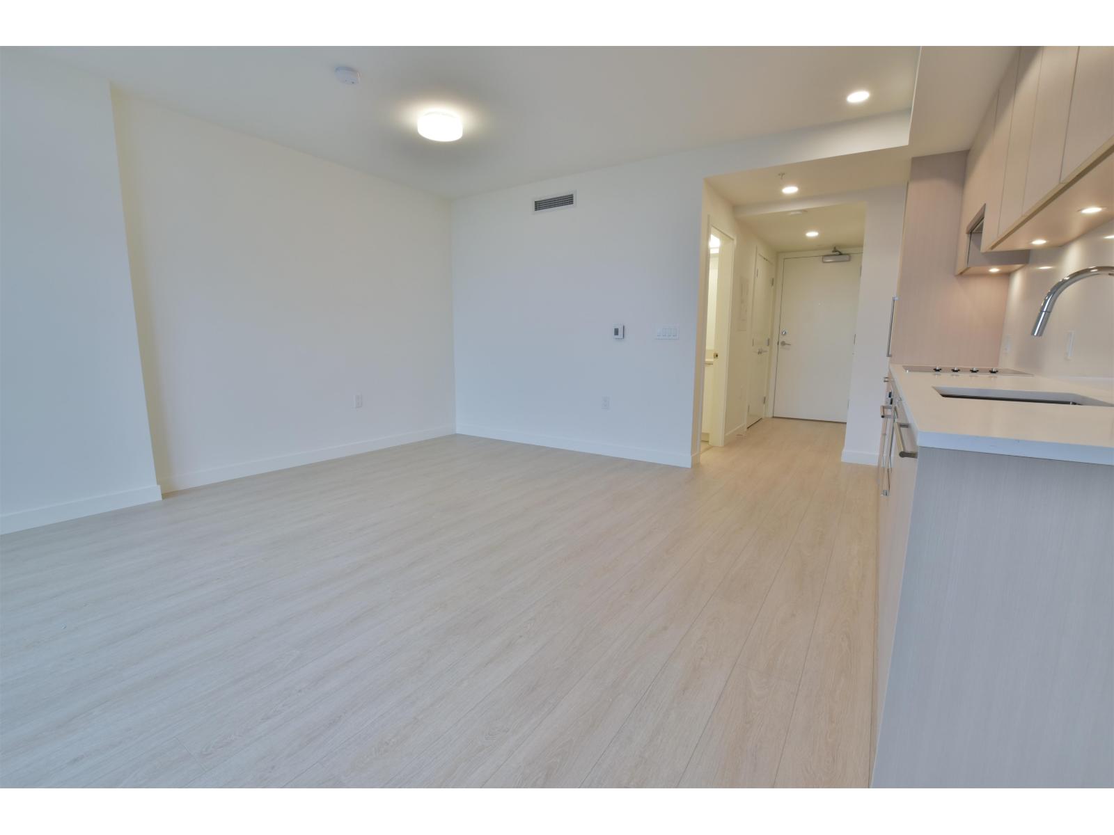 1910 13675 107a Avenue, Surrey, British Columbia  V3T 2H3 - Photo 8 - R3069952