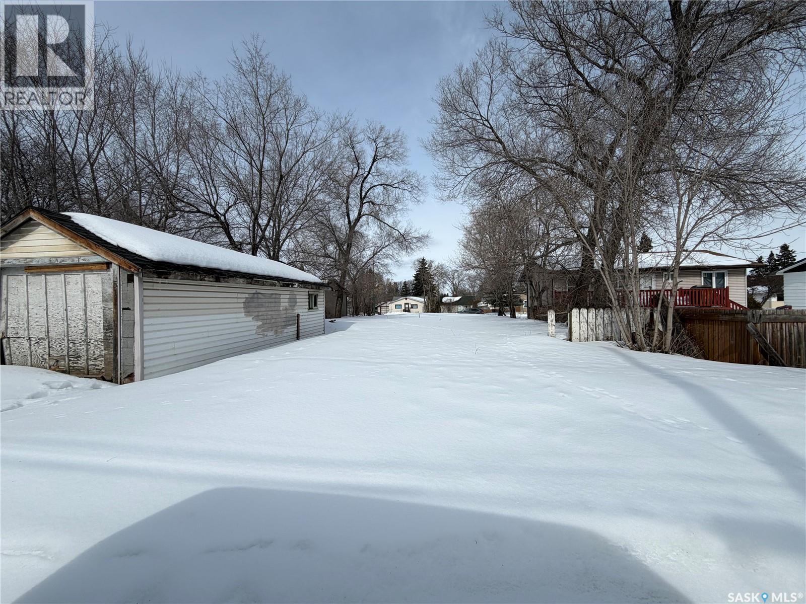 511 21st Street E, Prince Albert, Saskatchewan  S6V 1M5 - Photo 2 - SK031293