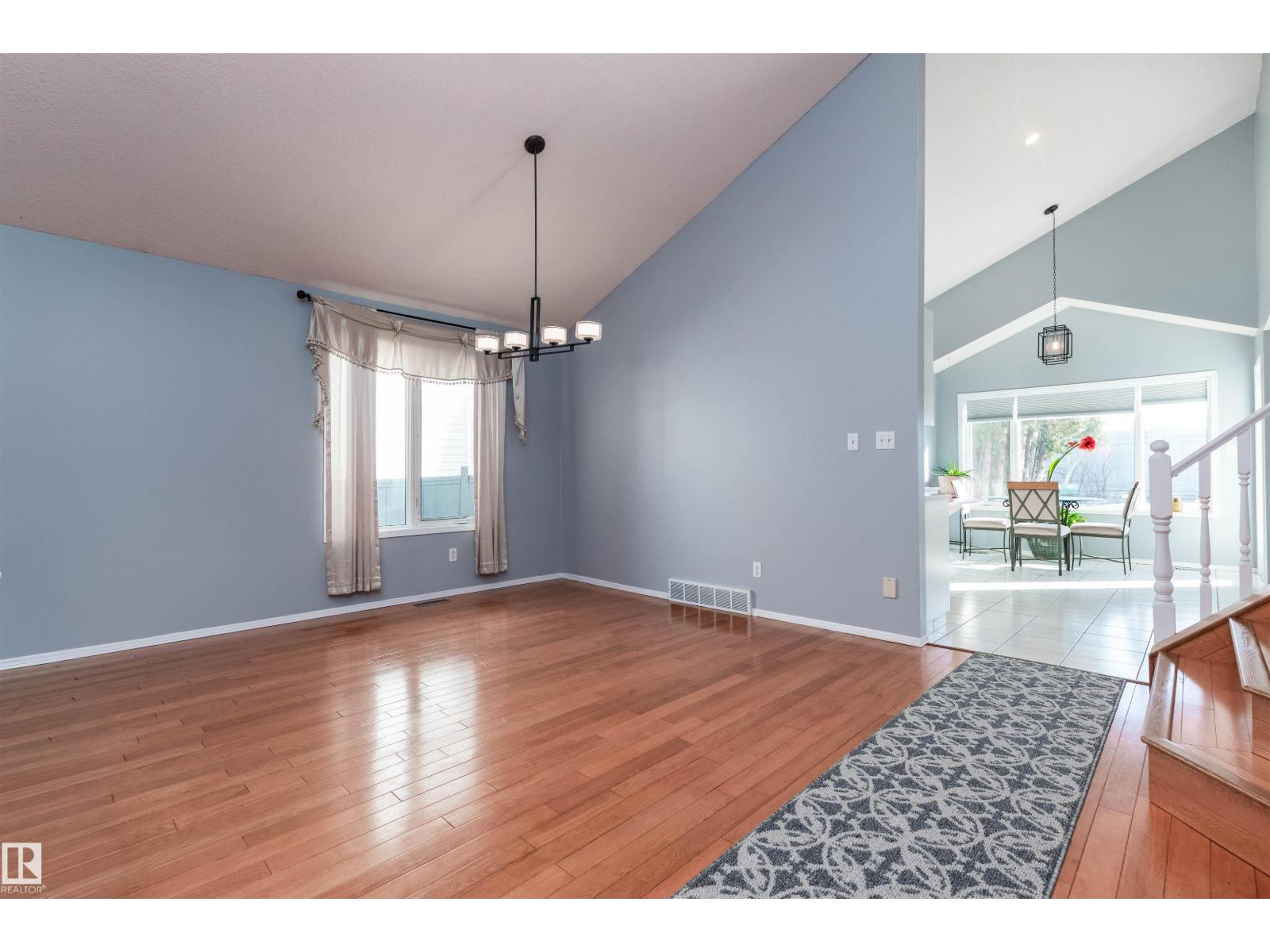 15707 67 St Nw, Edmonton, Alberta  T5Z 3A3 - Photo 2 - E4478997