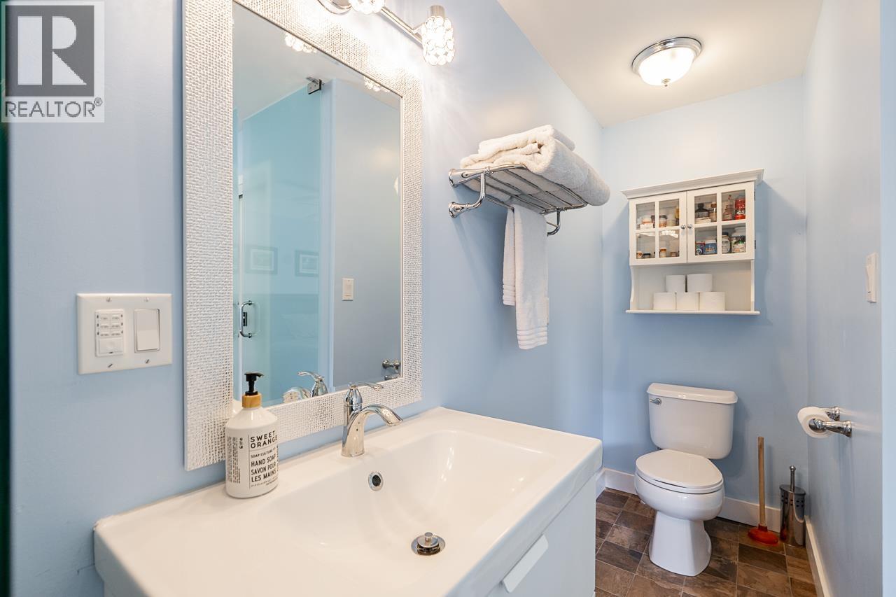 23035 117 Avenue, Maple Ridge, British Columbia  V2X 2K3 - Photo 11 - R3096421