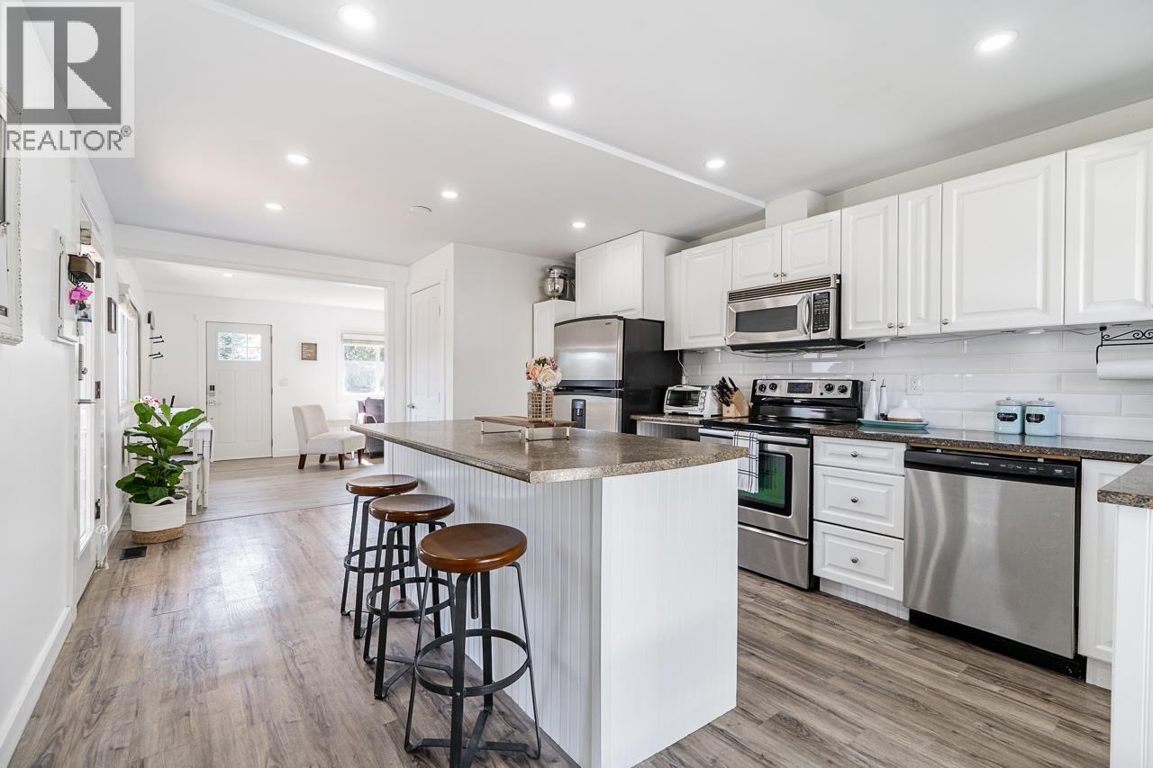 23035 117 Avenue, Maple Ridge, British Columbia  V2X 2K3 - Photo 6 - R3096421