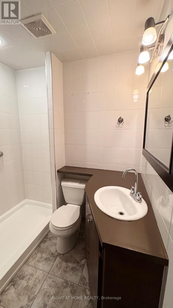 201 - 11 Devitt Avenue S, Waterloo, Ontario  N2J 1Y6 - Photo 8 - X12920550