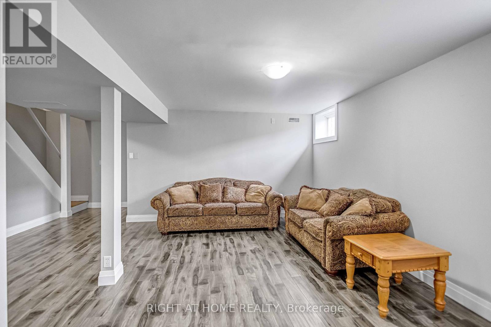 8 Brantdale Avenue, Hamilton, Ontario  L9C 1B7 - Photo 19 - X12920568