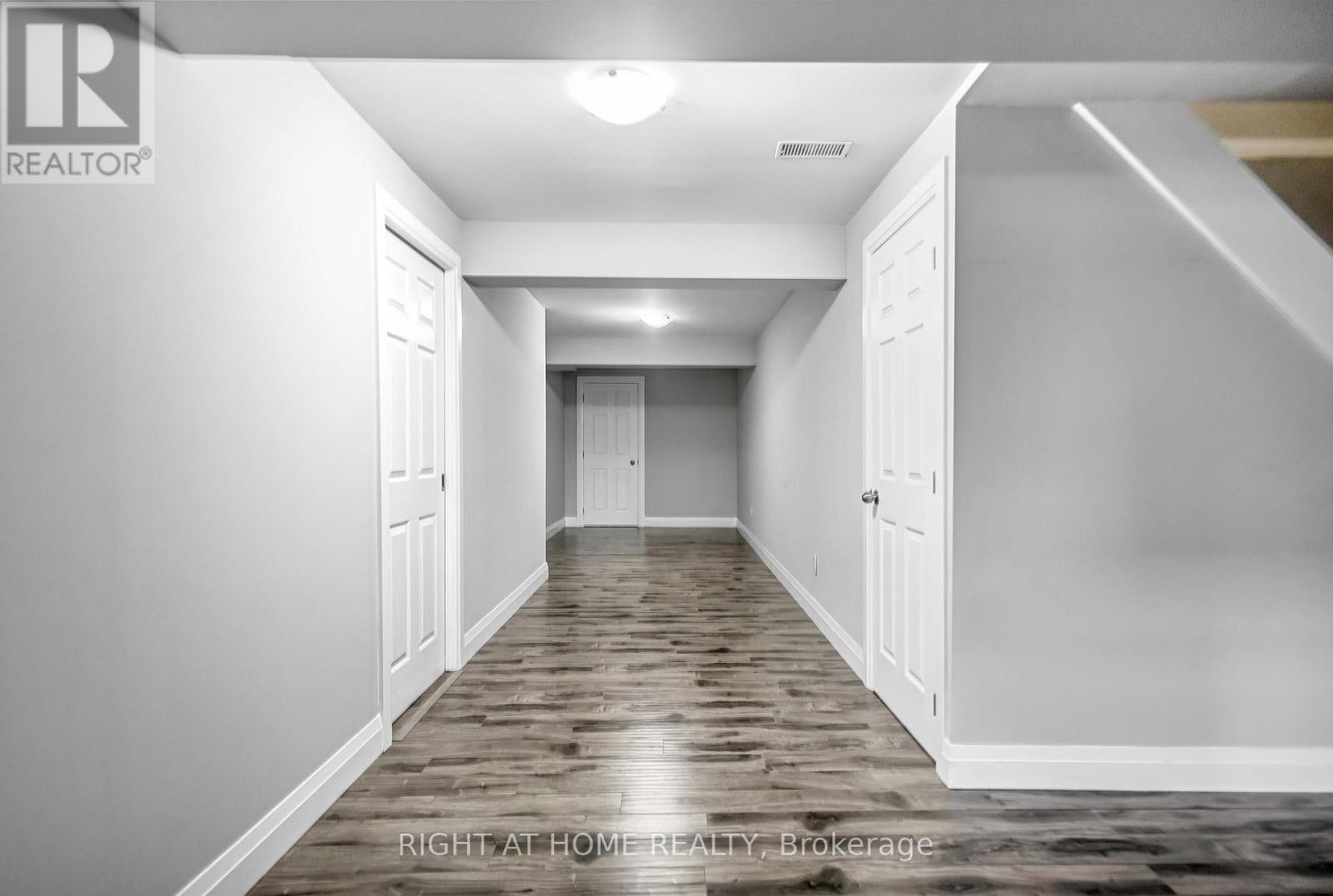 8 Brantdale Avenue, Hamilton, Ontario  L9C 1B7 - Photo 21 - X12920568