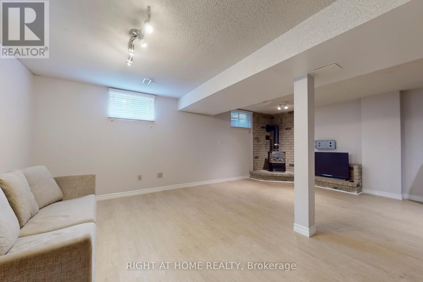 62 Como Place, Hamilton, Ontario  L9B 1Y4 - Photo 38 - X12920570