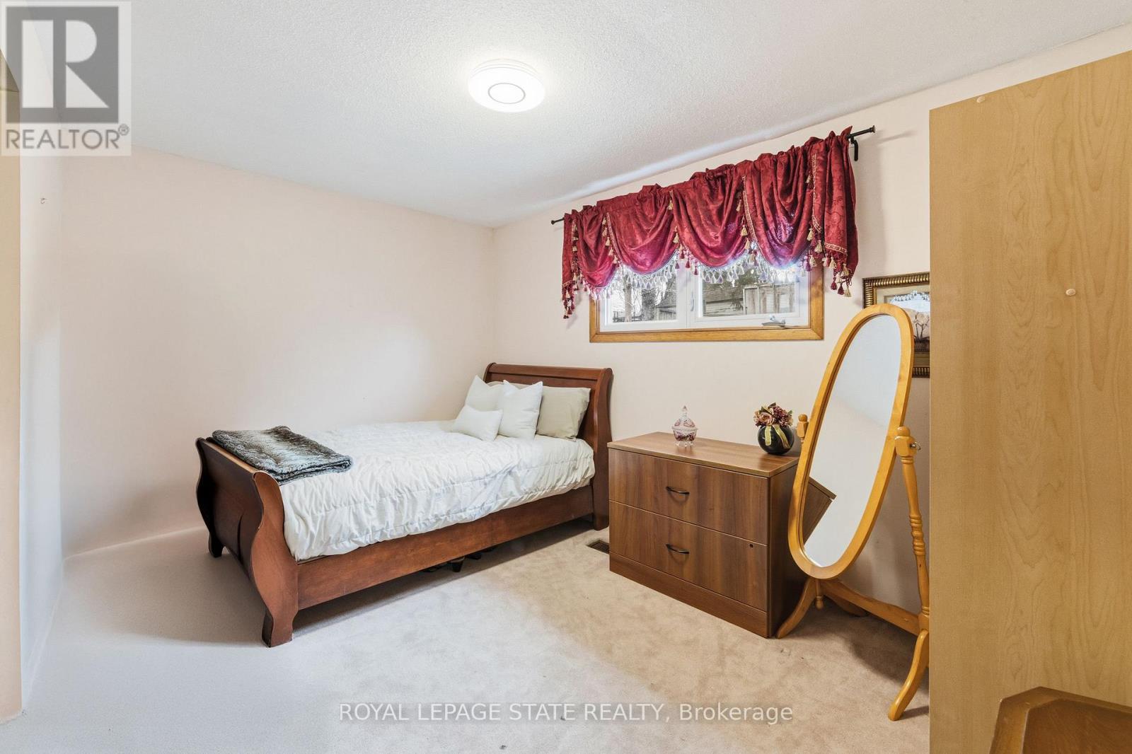 222 Greencedar Drive, Hamilton, Ontario  L9C 6W6 - Photo 15 - X12920590