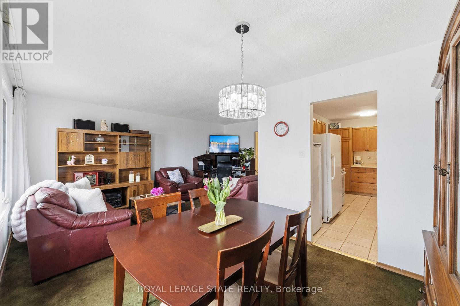 222 Greencedar Drive, Hamilton, Ontario  L9C 6W6 - Photo 9 - X12920590