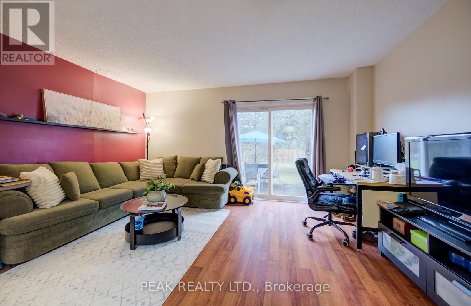 57 - 135 Chalmers Street S, Cambridge, Ontario  N1R 6M2 - Photo 10 - X12920616