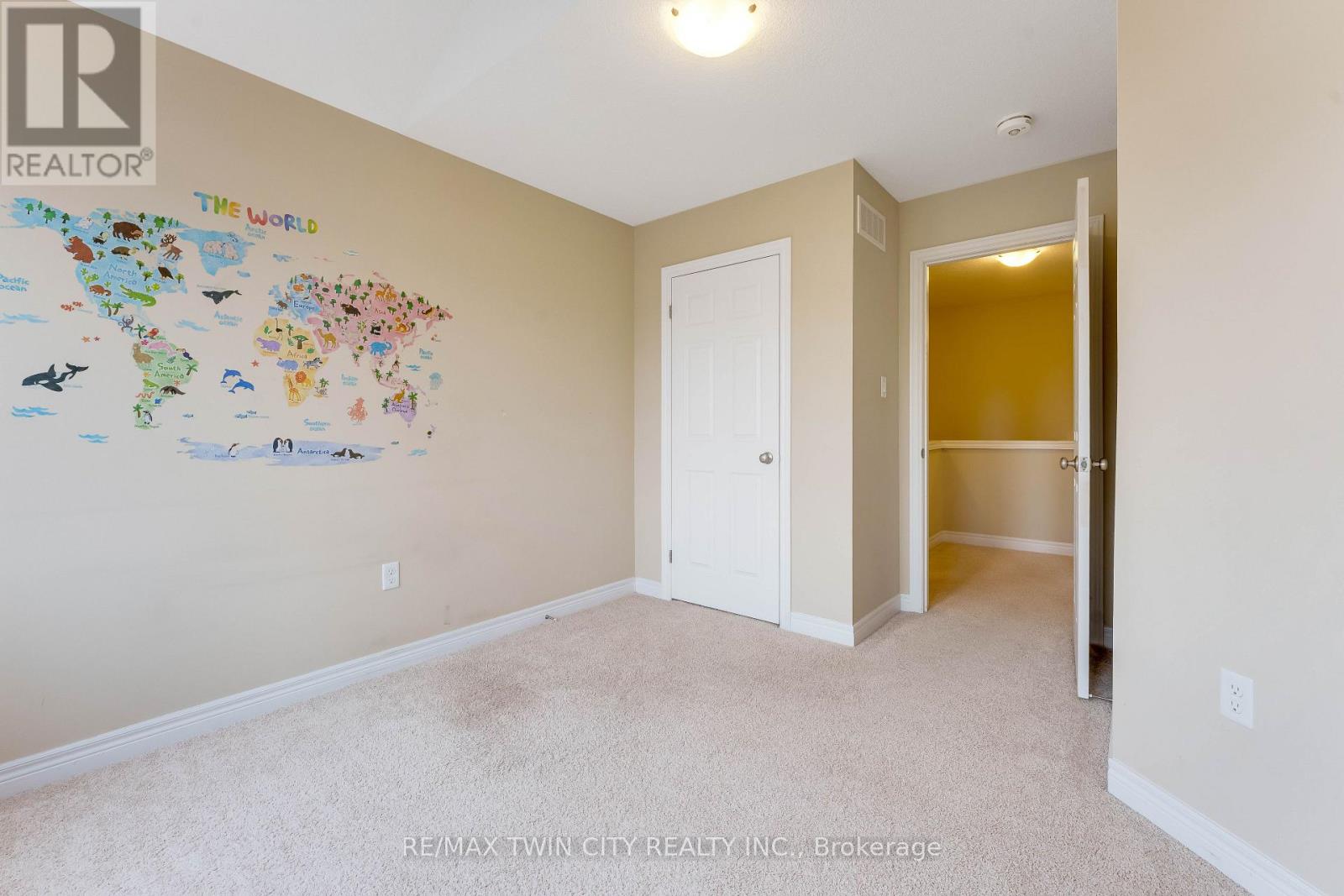 17 Valleybrook Drive, Kitchener, Ontario  N2A 0J9 - Photo 24 - X12920662