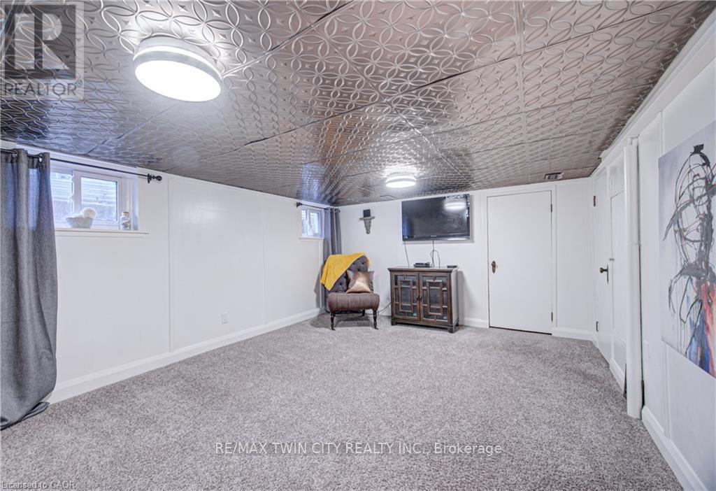 53 Lincoln Avenue, Cambridge, Ontario  N1R 4W6 - Photo 36 - X12920704