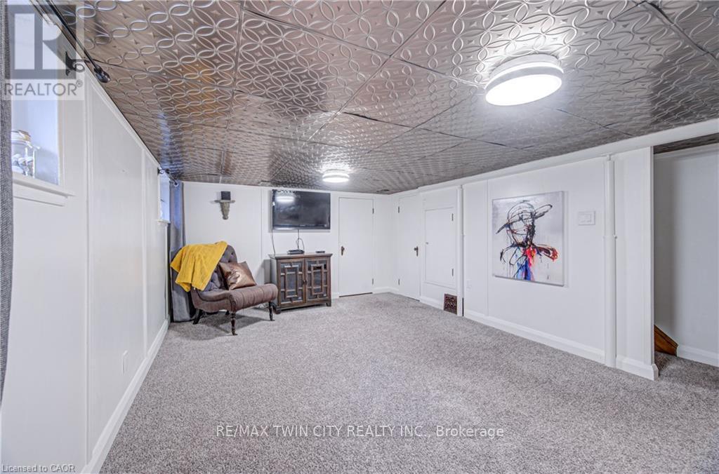 53 Lincoln Avenue, Cambridge, Ontario  N1R 4W6 - Photo 38 - X12920704