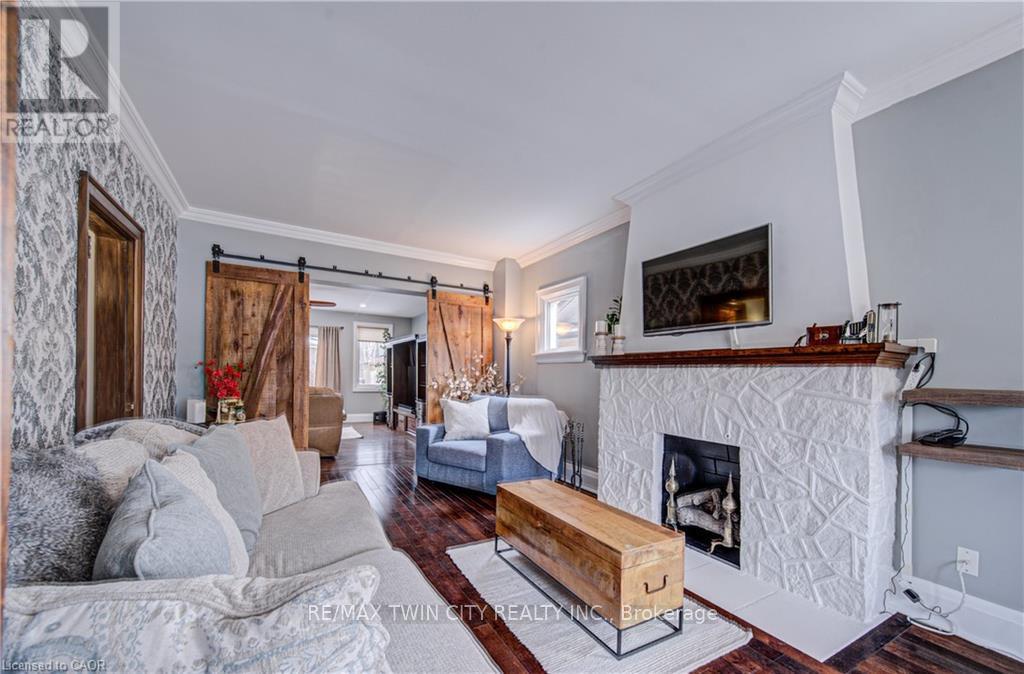 53 Lincoln Avenue, Cambridge, Ontario  N1R 4W6 - Photo 9 - X12920704