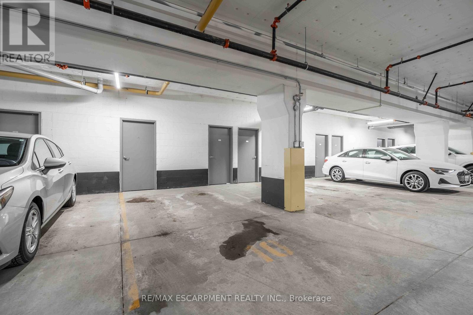 504 - 16 Markle Crescent, Hamilton, Ontario  L9G 0H4 - Photo 29 - X12920718