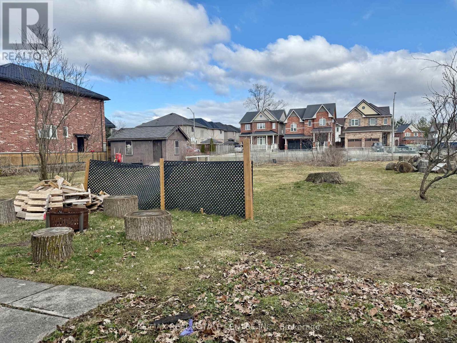 879 West 5th Street, Hamilton, Ontario  L9C 5R4 - Photo 6 - X12920756