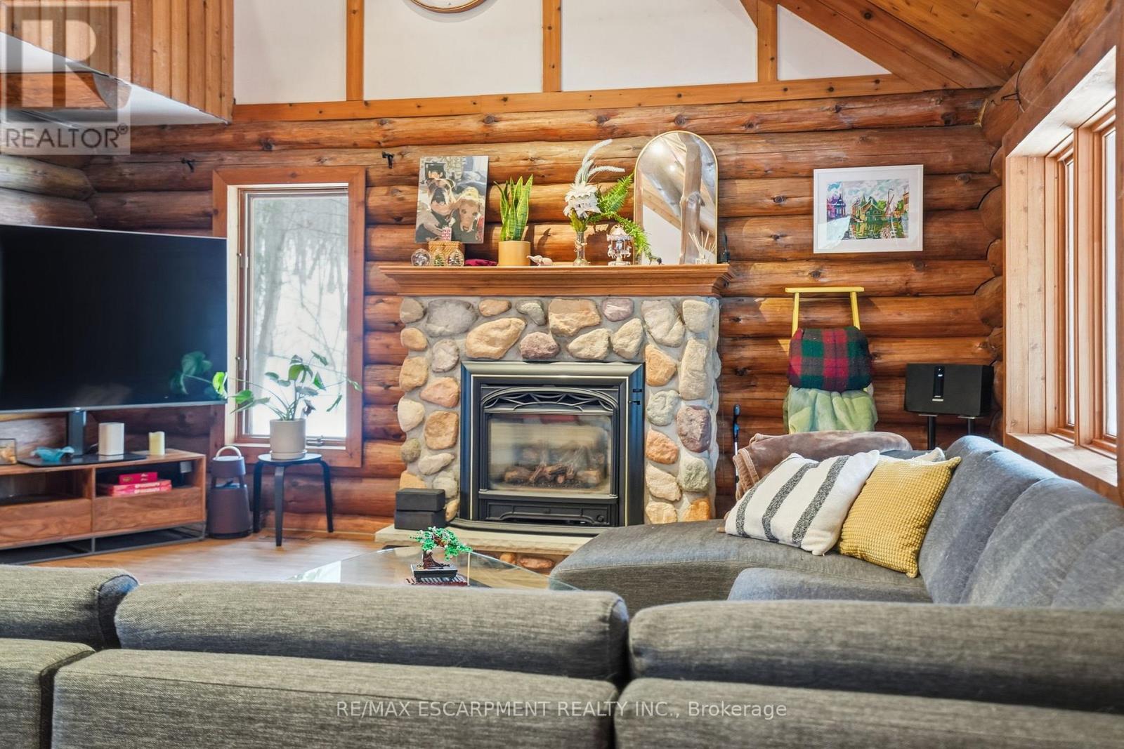 1112 Safari Road, Hamilton, Ontario  L8B 1A4 - Photo 10 - X12920762